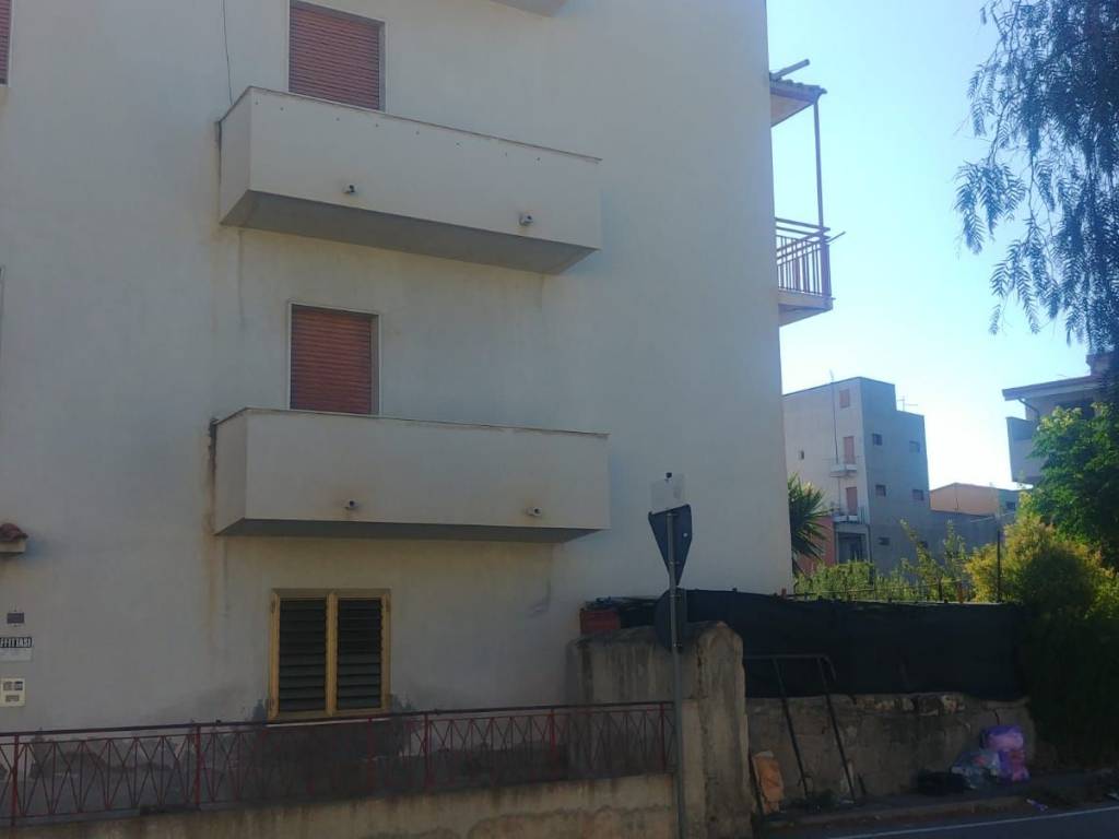 Casa indipendente a Motta san giovanni in Piazza Stazione - Foto 2