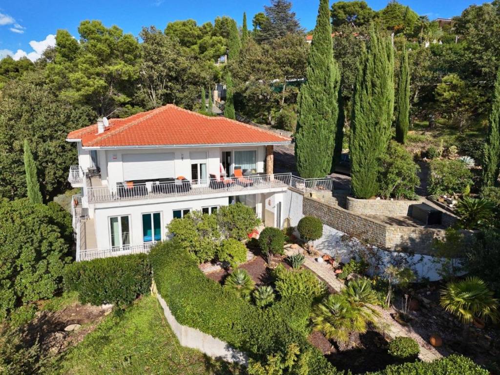 Villa a Cipressa in Strada Antica Torre, 75 - Foto 4