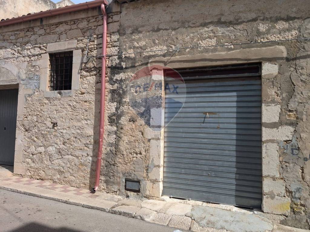 Box / garage a Santa croce camerina in VIA GOZZI, 73 - Foto 2