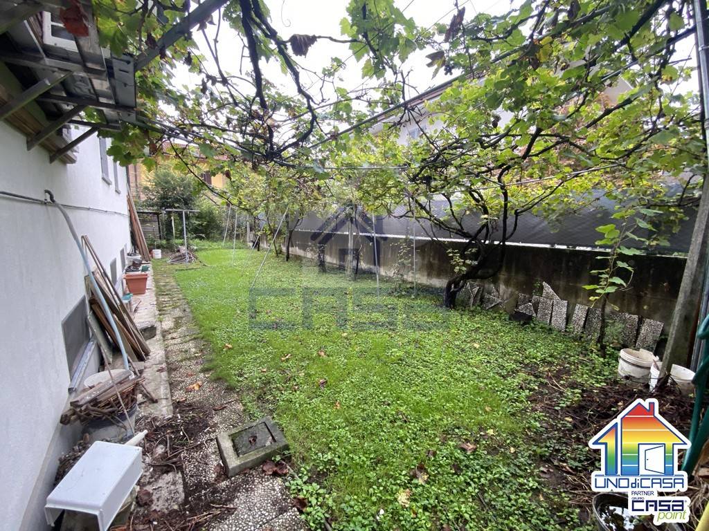 Villa a Rivolta d'adda in VIA V. BOTTEGO - Foto 5