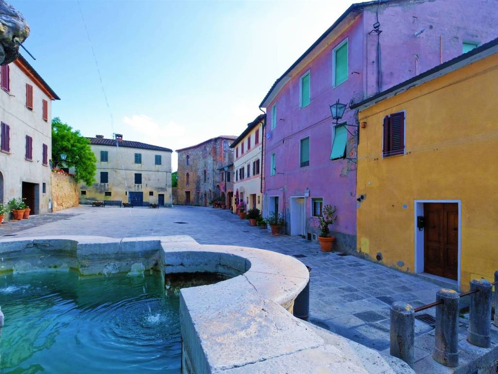Appartamento a Asciano in PIAZZA DEL GRANO, 16 - Foto 3