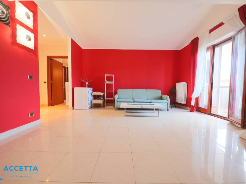 Appartamento a Taranto in Via Lago Alimini Grande , 12 - Foto 4