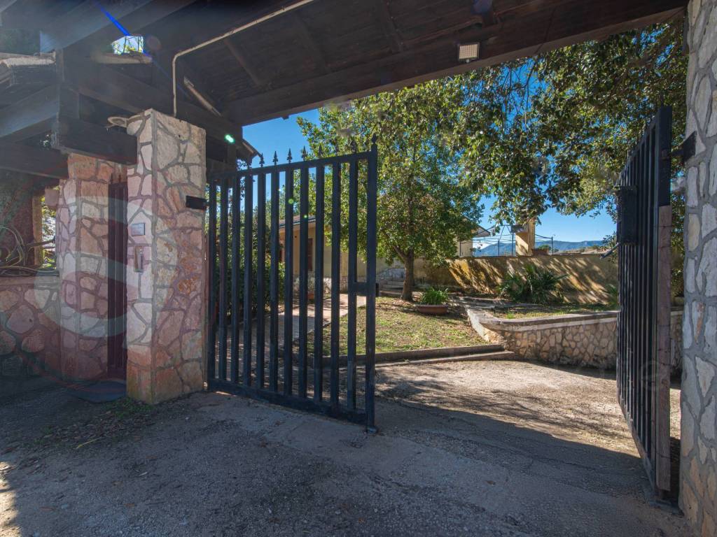 Villa a Alatri in Via Salita Casette - Foto 4