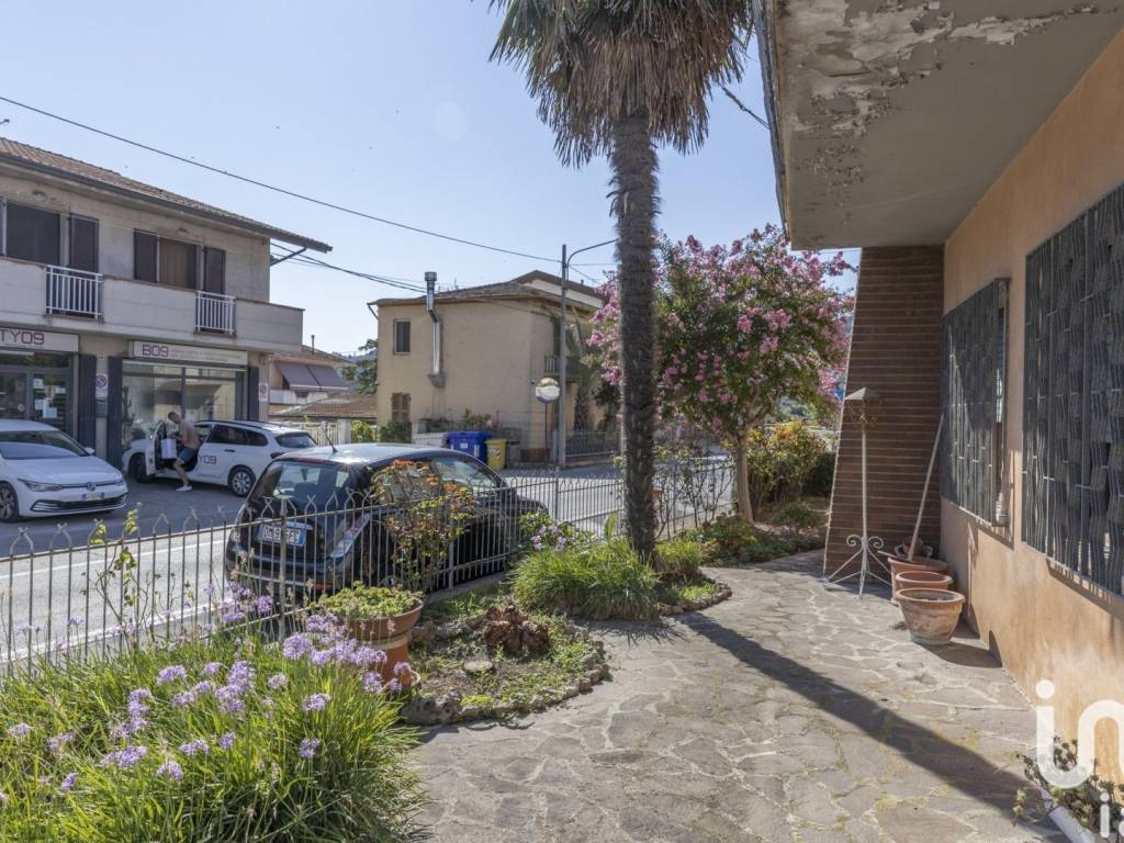 Villa a Recanati in Via ANTONIO DA CANNARA - Foto 4