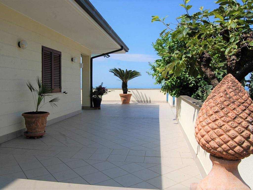 Villa a Roseto degli abruzzi - Foto 2