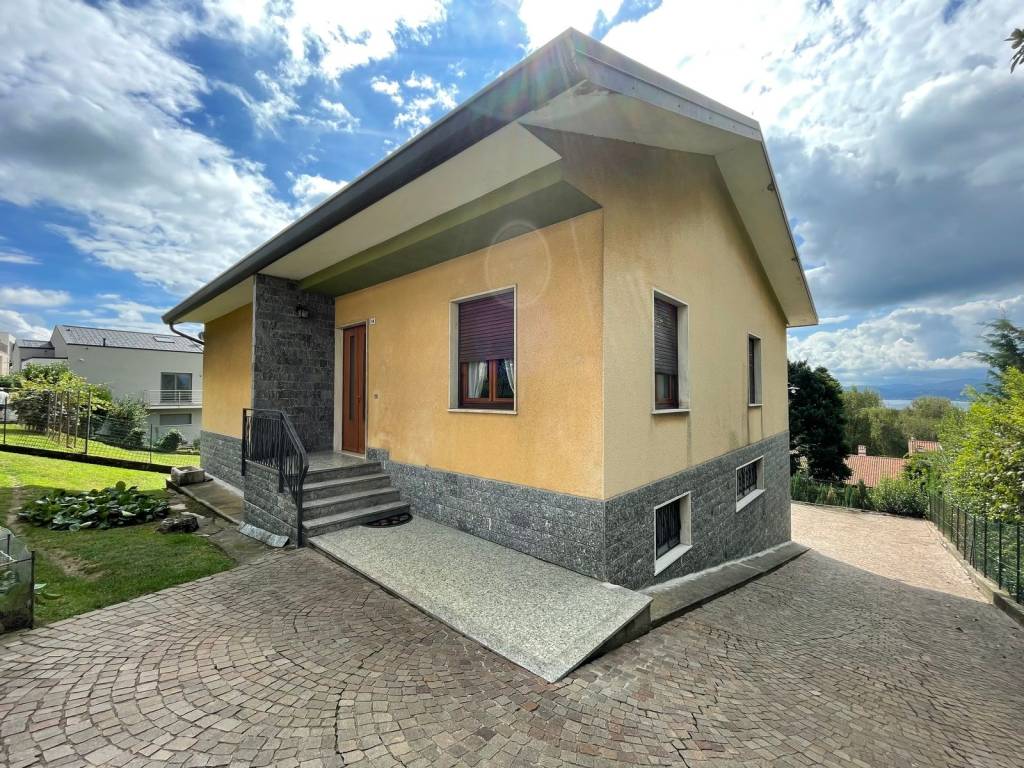 Villa a Besozzo in Via Trento - Foto 4