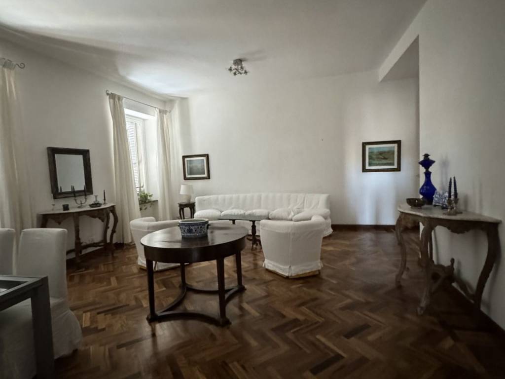 Appartamento a Vetralla in Piazza della Rocca - Foto 5