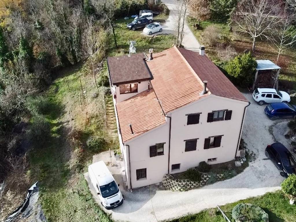 Villa a Camerino in Località Servola - Foto 4