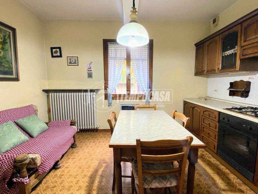 Casa indipendente a Bomporto in Via Ravarino Carpi 71 - Foto 2