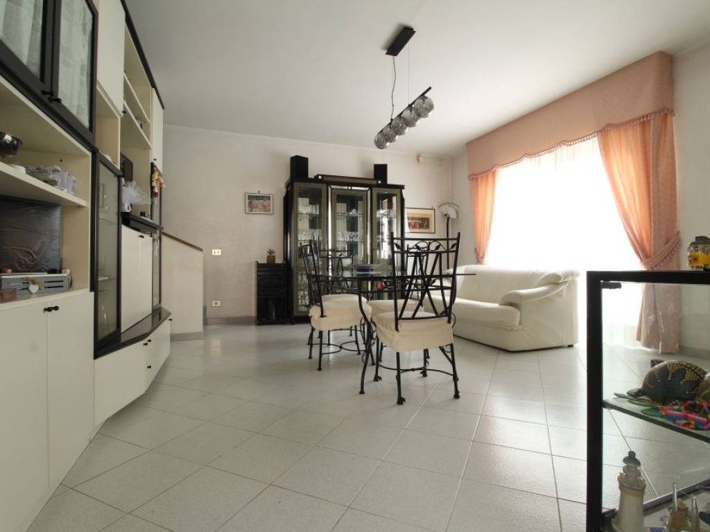 Villa a Poggio mirteto in Via Roberto Ruffilli - Foto 2