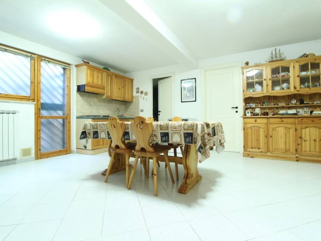Villa a Poggio mirteto in Via Roberto Ruffilli - Foto 5