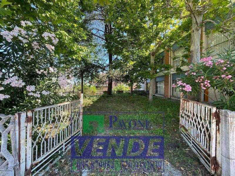 Immobile a Atri in Viale Aldo Moro - Foto 2