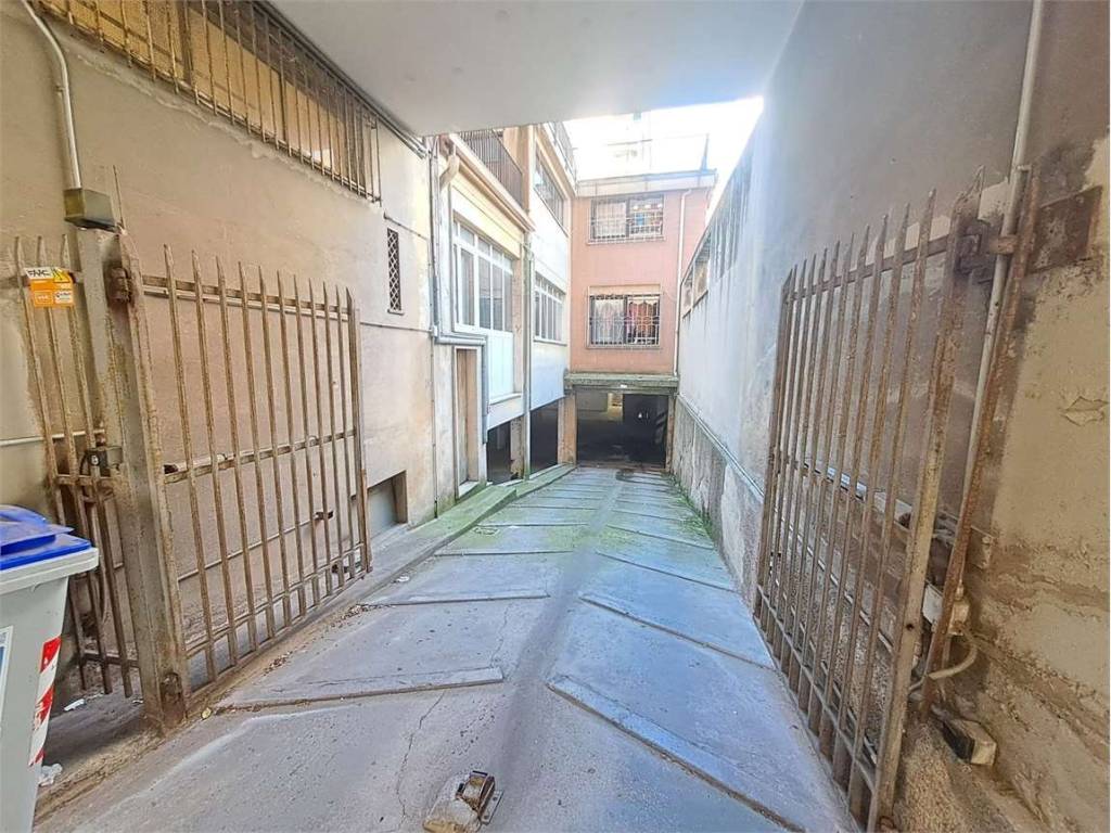 Box / garage a Perugia in Via Caduti del Lavoro , 95 - Foto 3