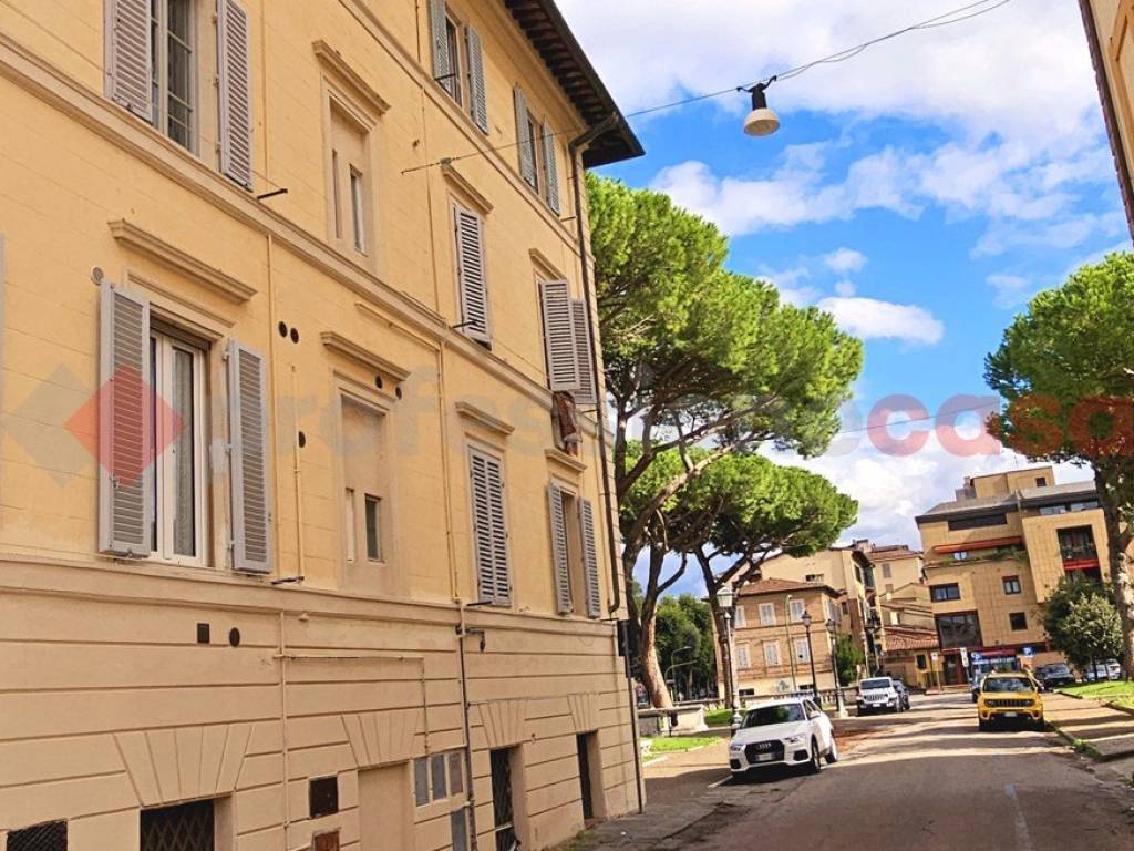 Appartamento a Siena in viale vittorio veneto, 12 - Foto 2