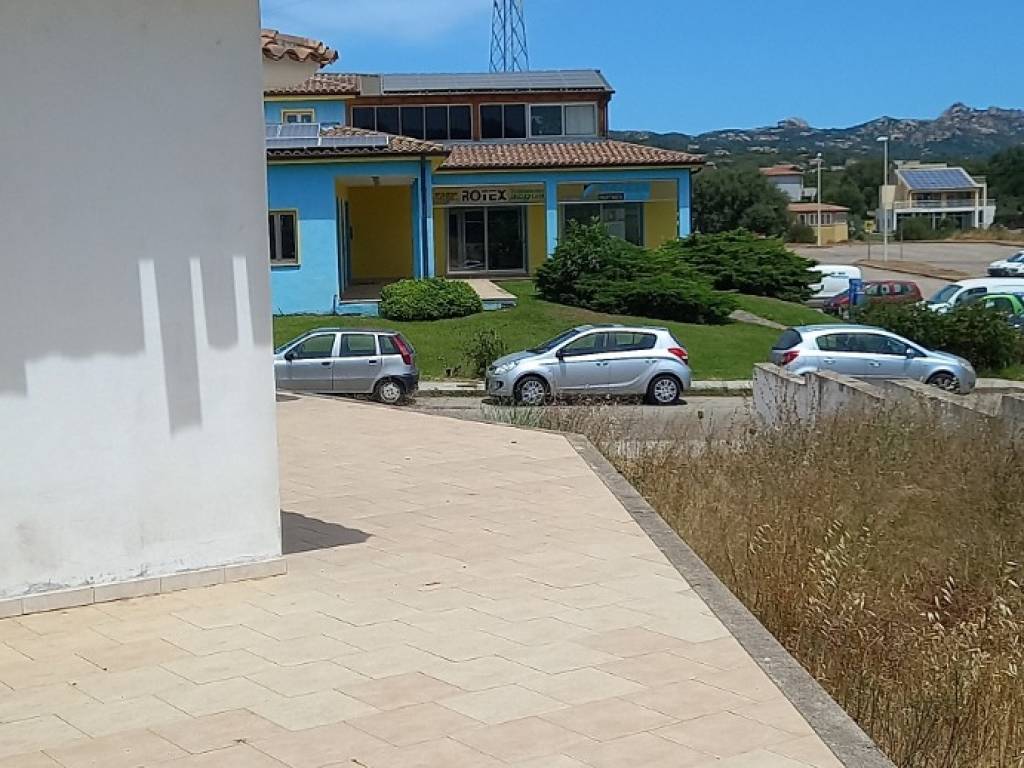 Immobile a Arzachena in Via Nicola Columbano, 1 - Foto 4