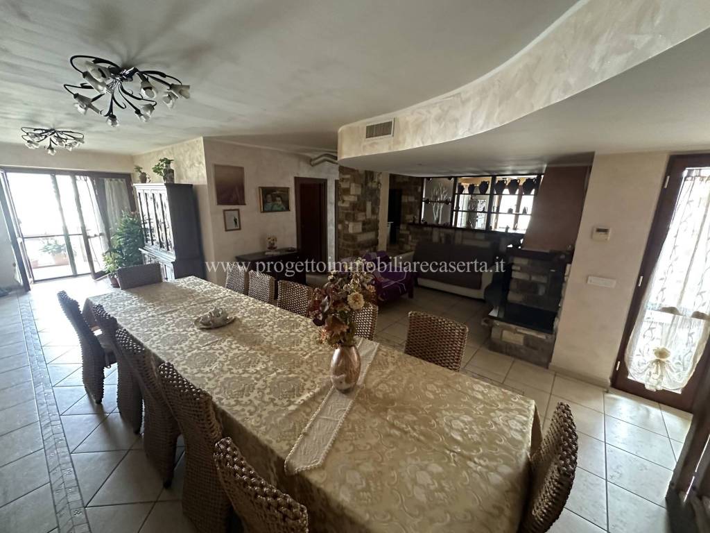Appartamento a San nicola la strada in Viale Paul Harris - Foto 4