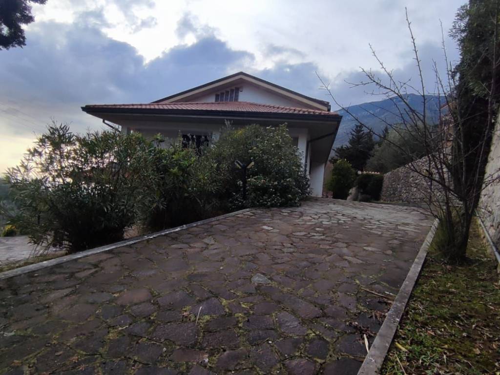 Villa a Lenola in Via Lentrisco - Foto 2