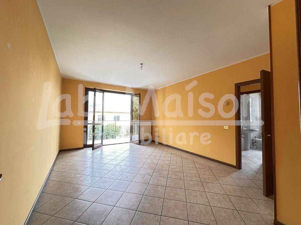 Appartamento a Besozzo in via rebuschini - Foto 3