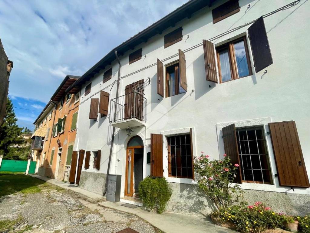 Rustico / casale a Caprino veronese in Via Spezie, 35 - Foto 2