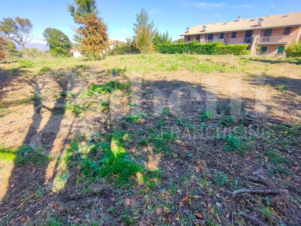 Terreno a Rocca di mezzo in Strada San Leucio, snc - Foto 3