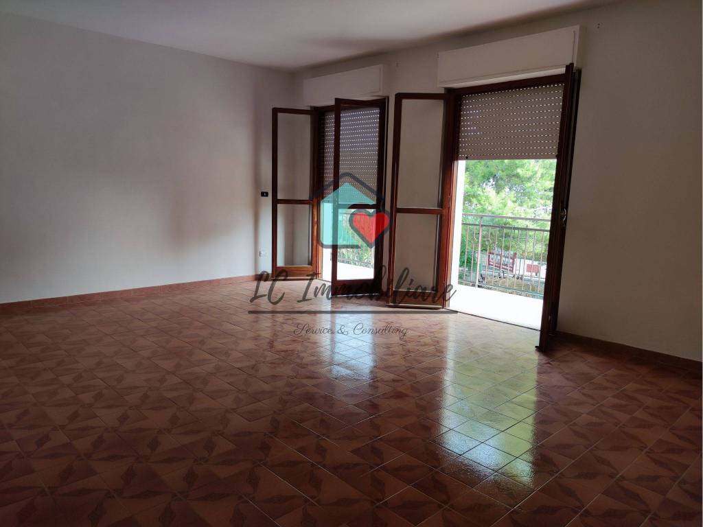 Appartamento a Taranto in Via Murici, 3 - Foto 2