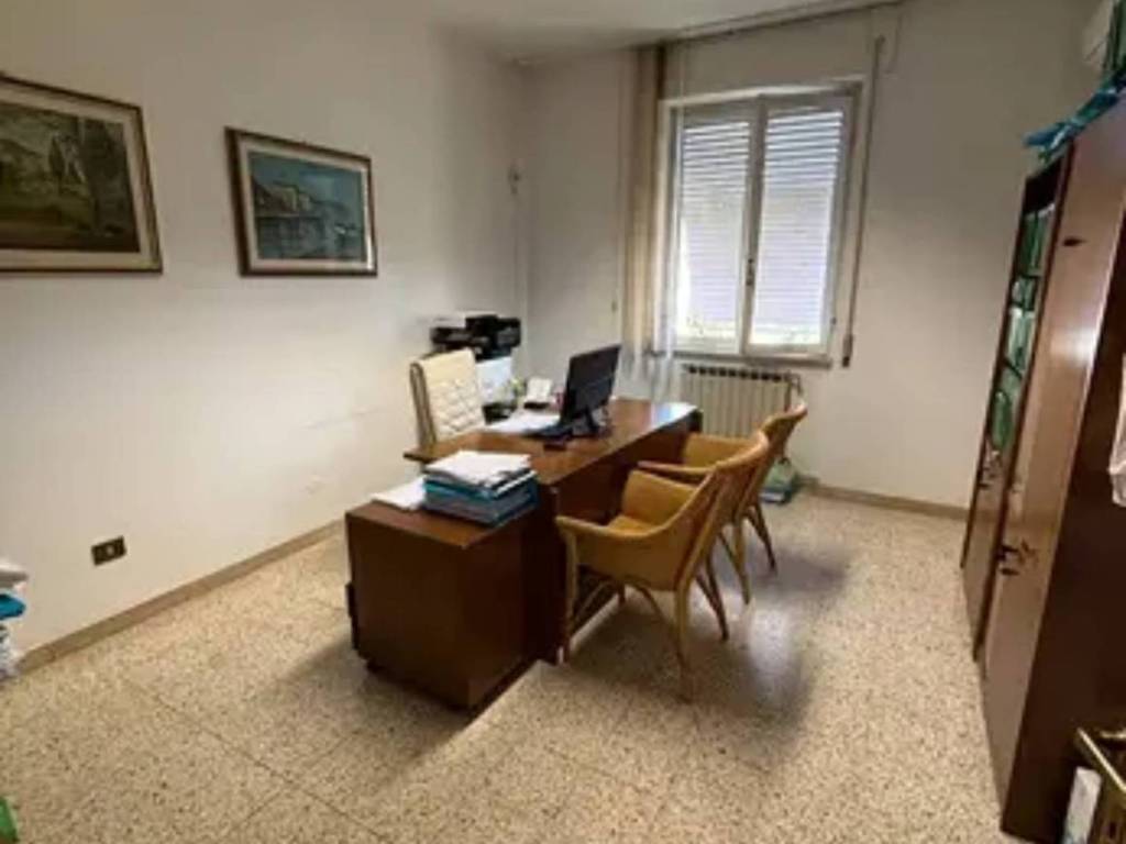 Appartamento a Sarzana in Via Privata Massa Neri - Foto 4
