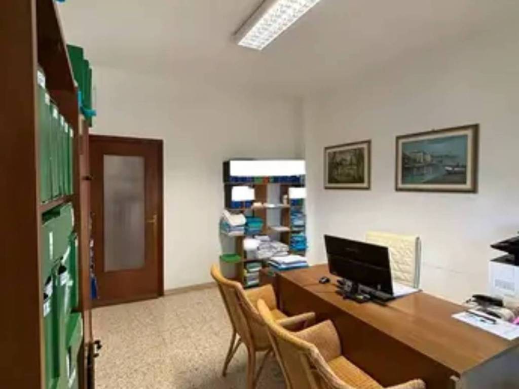 Appartamento a Sarzana in Via Privata Massa Neri - Foto 5