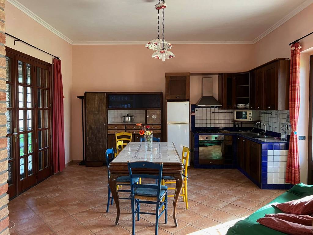 Villa a Albanella in Via Giovanni XXIII - Foto 4