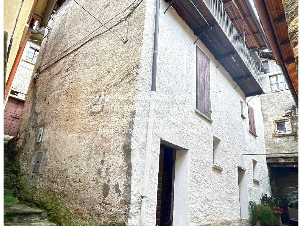 Casa indipendente a Valle cannobina in Strada Comunale per Spoccia - Foto 2
