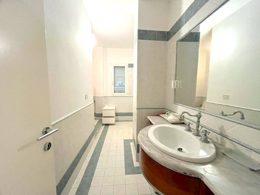 Villa a Riccione in Viale Ventimiglia - Foto 3