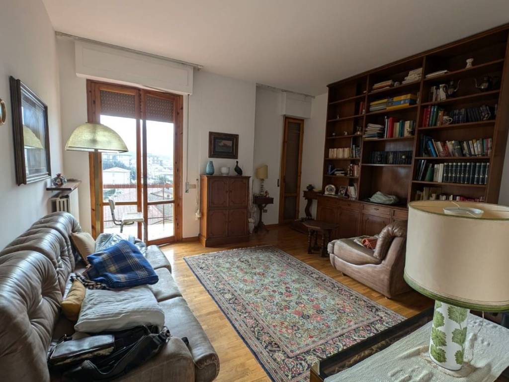 Appartamento a Montevarchi in Via Piave - Foto 4