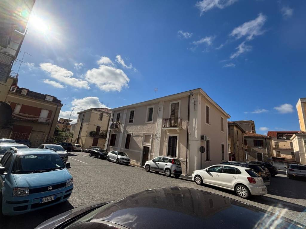 Appartamento a Lamezia terme in Via Antonio Anile, 26 - Foto 2