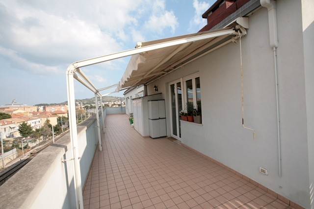 Appartamento a Pesaro in Via Vincenzo Rossi - Foto 3