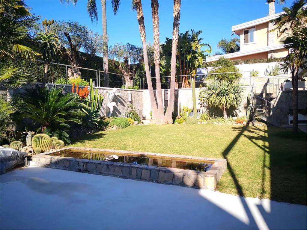 Villa a Simeri crichi in Viale Del Turismo - Foto 4