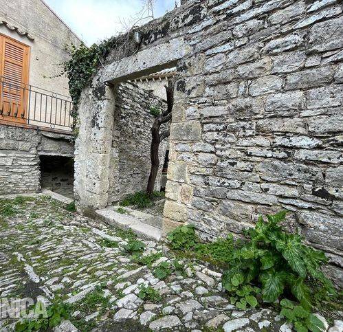 Appartamento a Erice in Via Chiaramonte - Foto 3