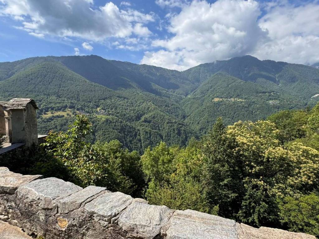 Casa indipendente a Domodossola in Borgata Monteossolano - Foto 3