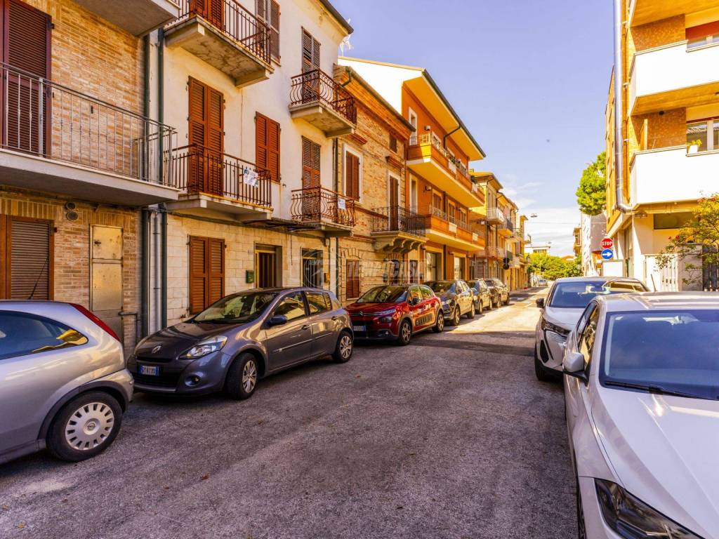 Casa indipendente a Civitanova marche in Via Fiume, 8 - Foto 2