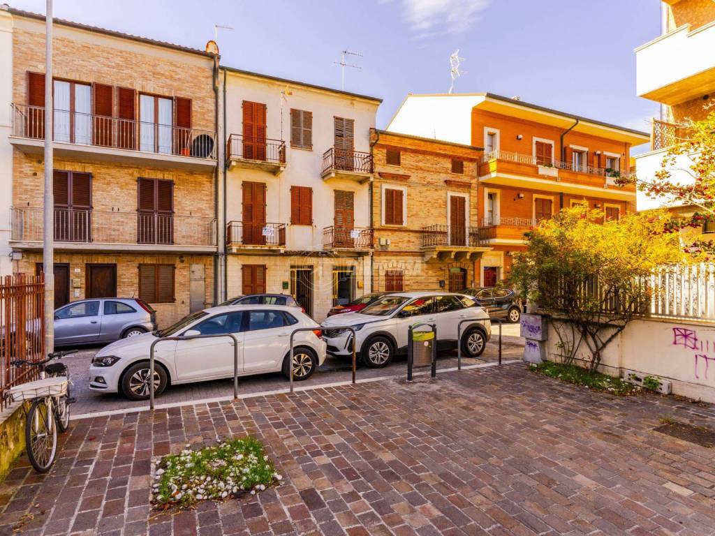 Casa indipendente a Civitanova marche in Via Fiume, 8 - Foto 3