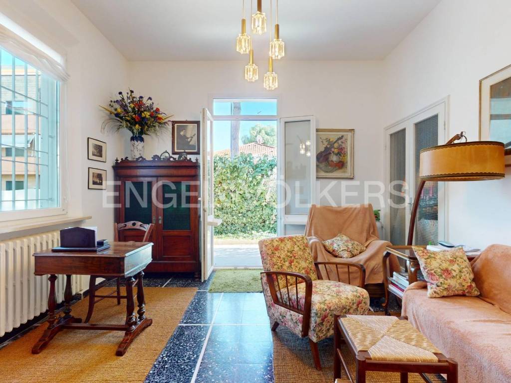 Villa a Riccione in Viale Gioacchino Rossini, 22 - Foto 4