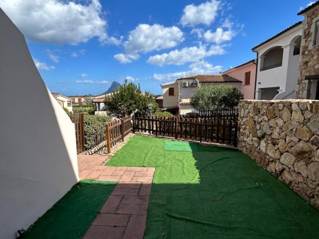 Appartamento a Loiri porto san paolo in Via delle Querce - Foto 4