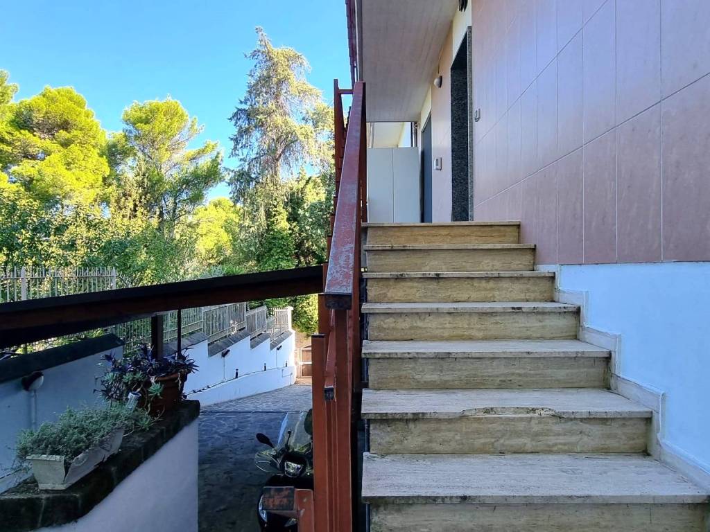 Villa a Pescara in Via Lago di Martignano, 15 - Foto 4