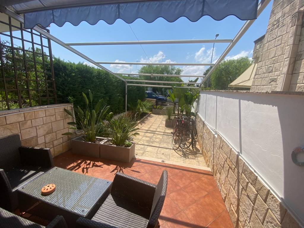 Villetta a schiera a Carovigno in Via della Pineta - Foto 4