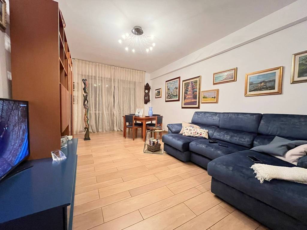 Appartamento a Livorno in Via Calzabigi - Foto 2