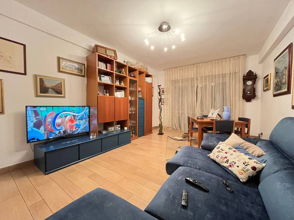 Appartamento a Livorno in Via Calzabigi - Foto 3