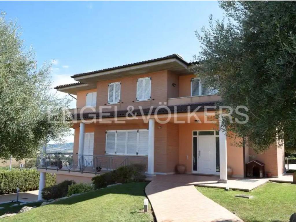 Villa a Osimo in Via Cagiata - Foto 2