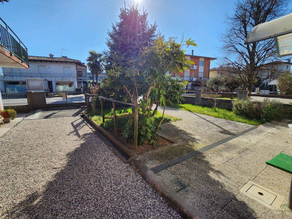 Villa a Bagnaria arsa in Via Roma, 47 - Foto 2