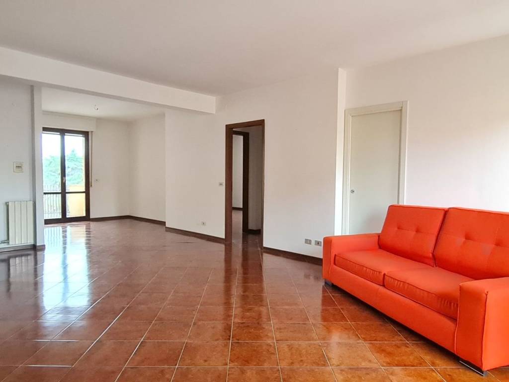 Appartamento a Jesi in Via Giuseppe Guerri - Foto 4