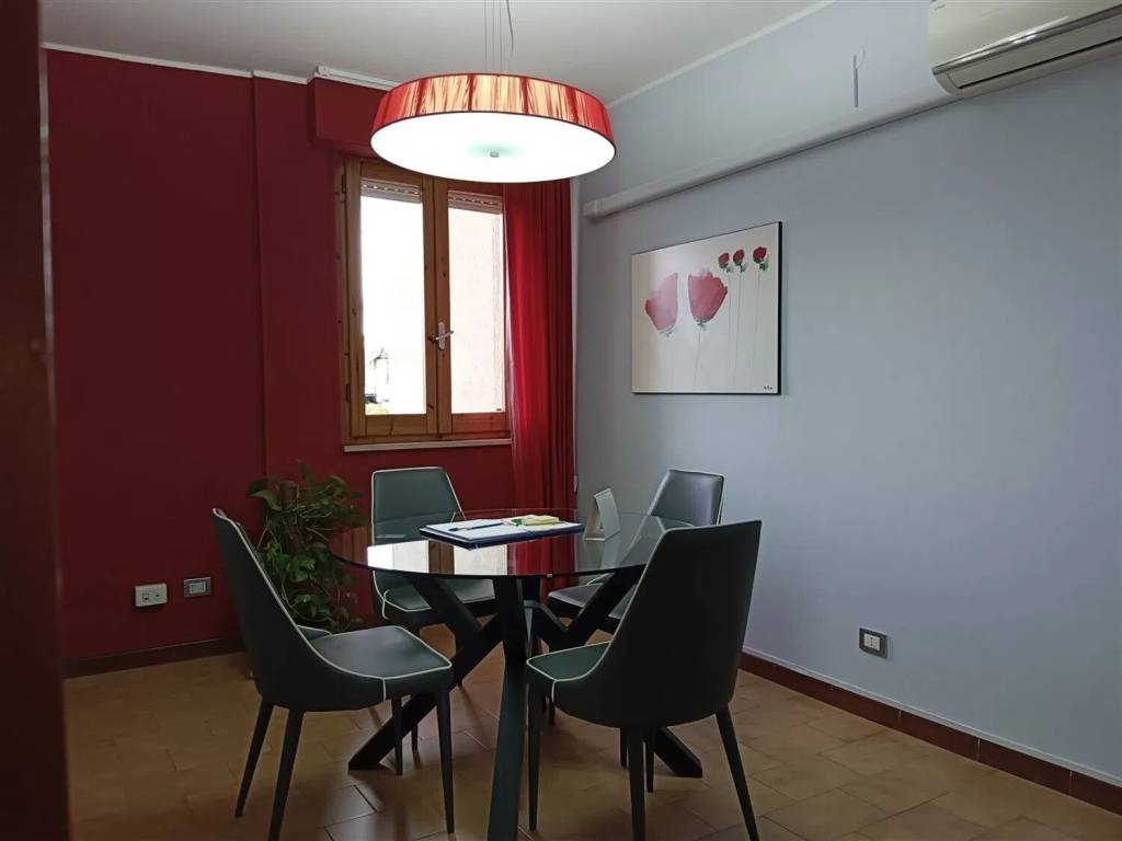 Appartamento a Carbonia in Viale Arsia, 80 - Foto 2