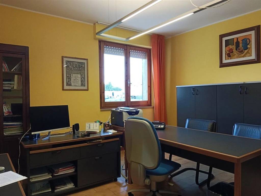Appartamento a Carbonia in Viale Arsia, 80 - Foto 5