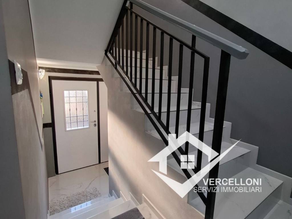 Villa a Novara in Via Ludovico Sforza, 61 - Foto 3